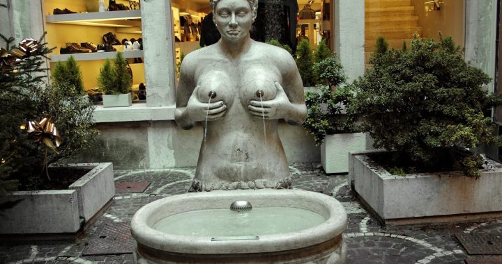 Italy, trevisio, fountain — Test post title